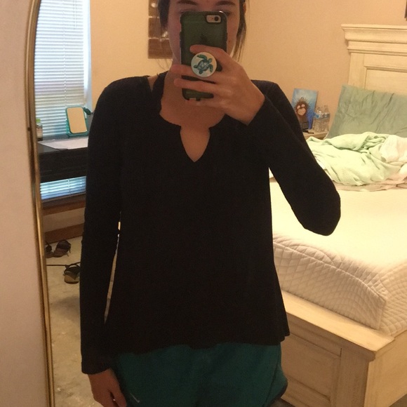 Arizona Long Sleeve Black Sweater - Picture 3 of 5